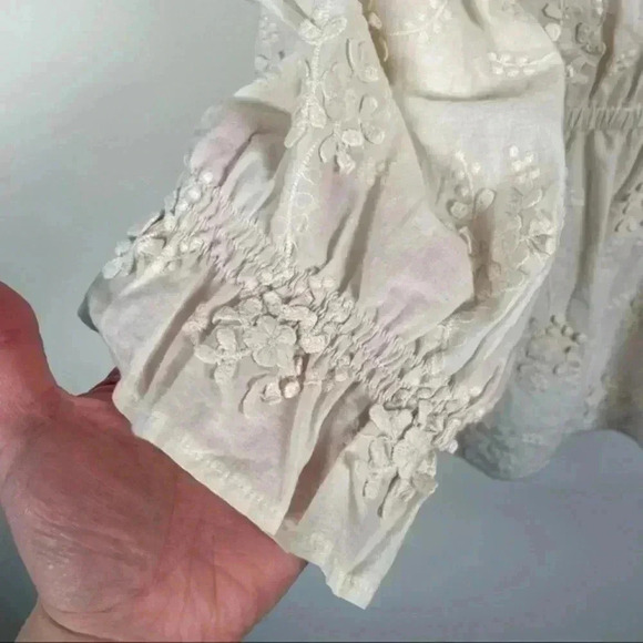 Mes Demoiselles Ivory Floral Embroidered Poplin Top - Picture 4 of 11